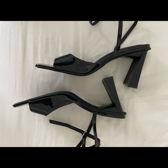 Black strappy sandals, perfect for a night out! Chic, comfortable & supportive. - Picture 2 of 6